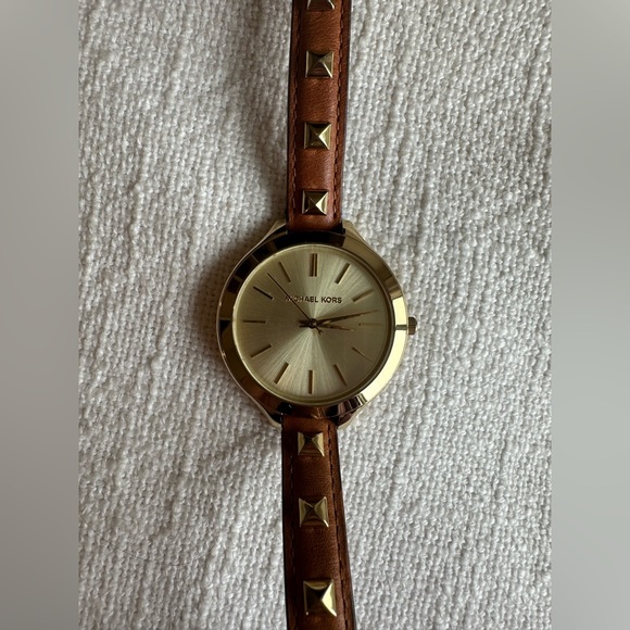 MICHAEL KORS Studded Wrap Watch - Picture 4 of 7